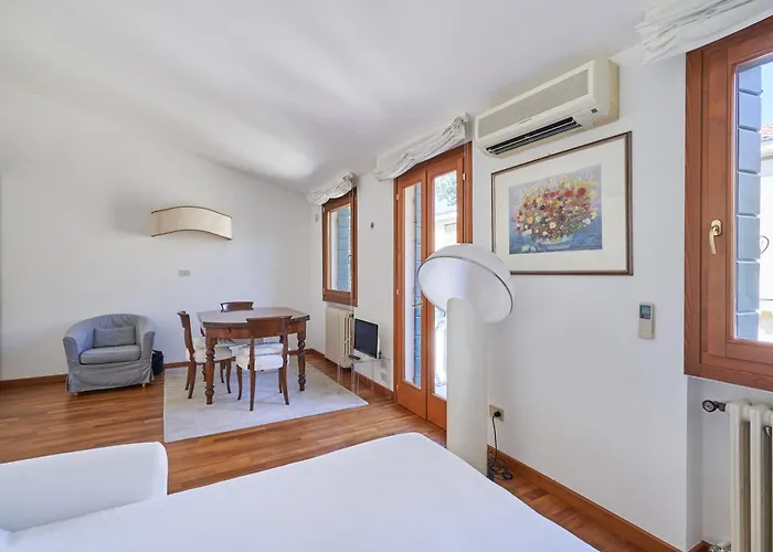 Lejlighed Casa Ambra La Tranquillita In Centro Citta